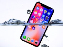 iPhone's New Underwater Mode