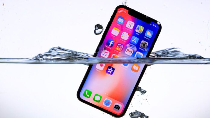 iPhone's New Underwater Mode